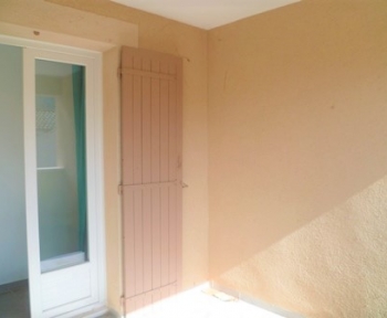 Location Appartement 3 pièces Robion (84440)