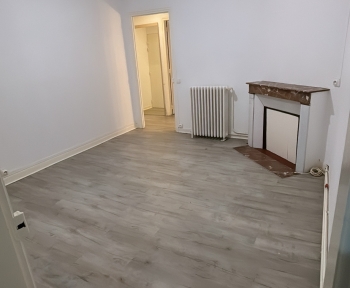 Location Appartement 2 pièces Reims (51100) - clairmarais