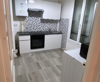 Location Appartement 2 pièces Reims (51100) - clairmarais