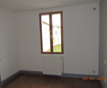 Location Appartement rénové 4 pièces Nogaro (32110)